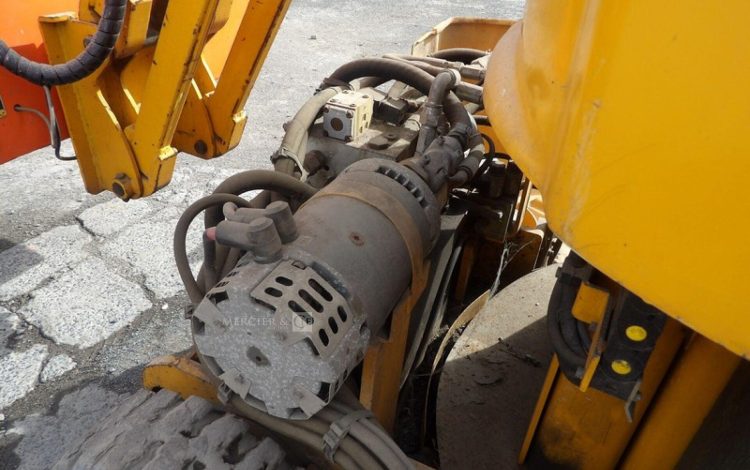 JLG TOUCAN 1010  3388