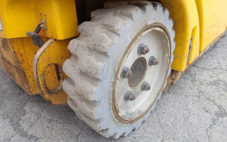 JLG TOUCAN 1010  3388