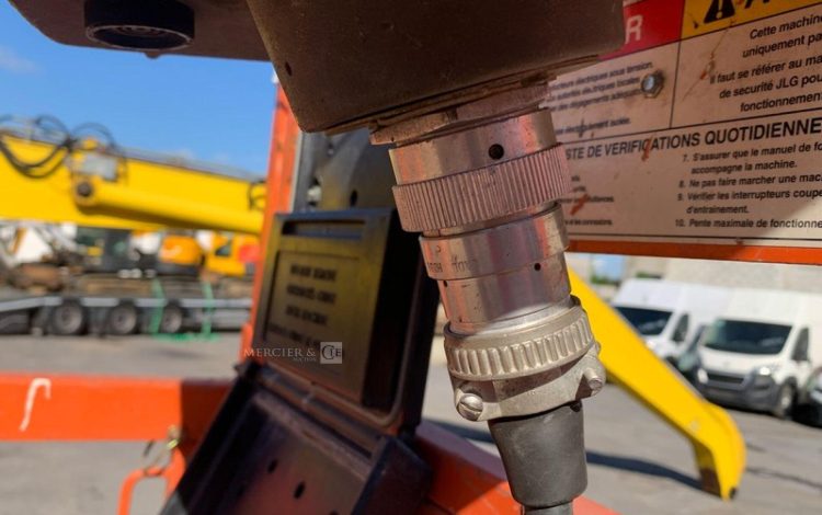 JLG 3246-E2  1713