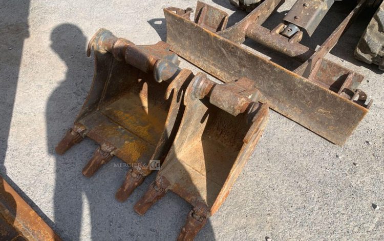 PEL010338