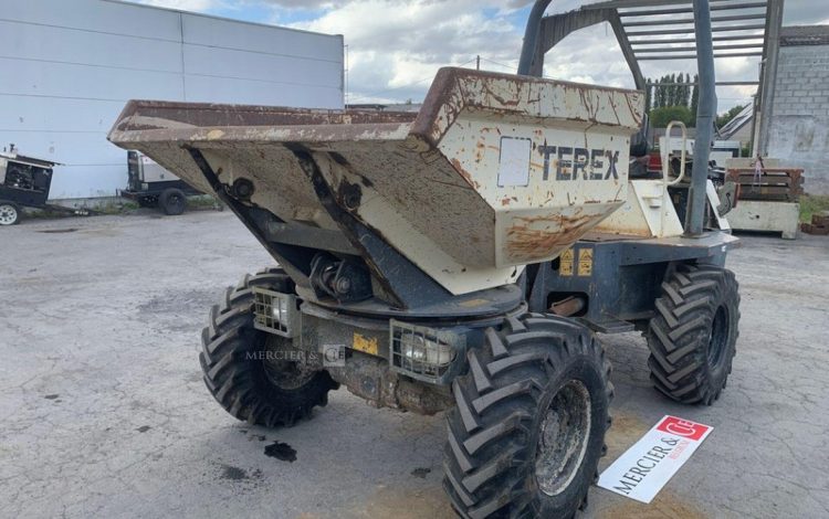 GYR748100