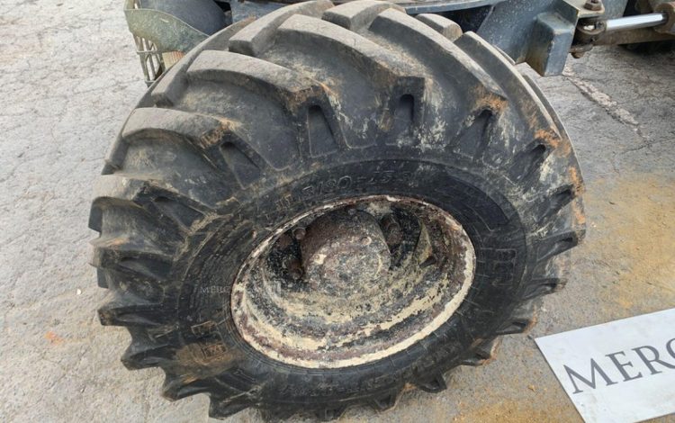 GYR748100