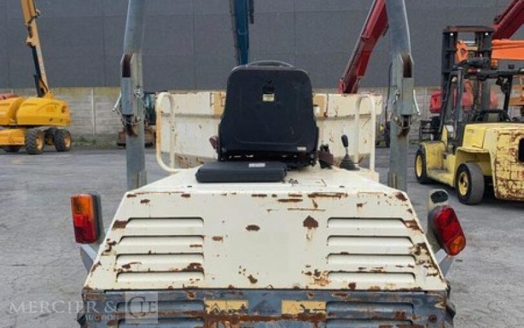 GYR748100