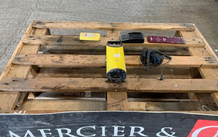 LEICA PIPER 100  NIV750097