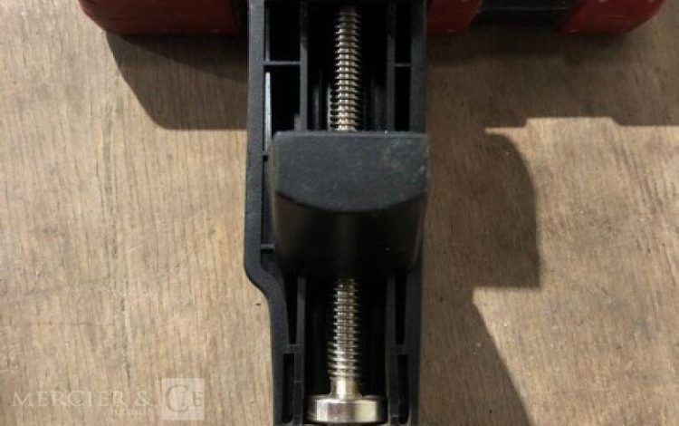 LEICA PIPER 100  NIV750097