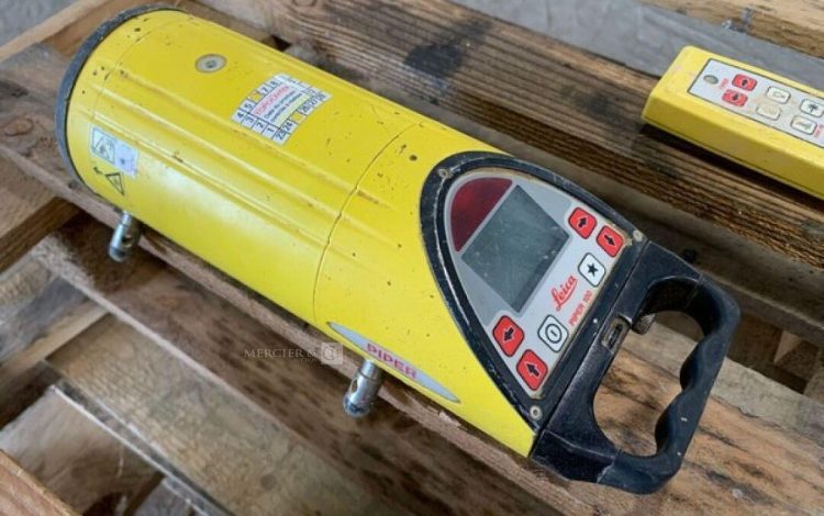 LEICA PIPER 100  NIV750097