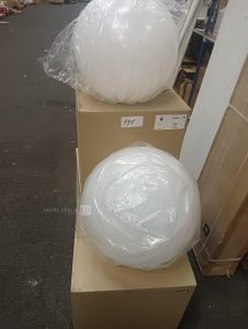 autre Lot de 5 globe opale ,diamètre 50cm , marque Metro Pole  687