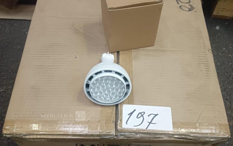 autre Lot de 32 ampoules led , G12 , 35W , 3000K 2800 lumens , marque Led Groupe  693
