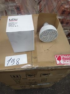 autre Lot de 70 ampoules led E27 , puissance 35W , 100-240VAC 4000-4500K , lumens 3000  694