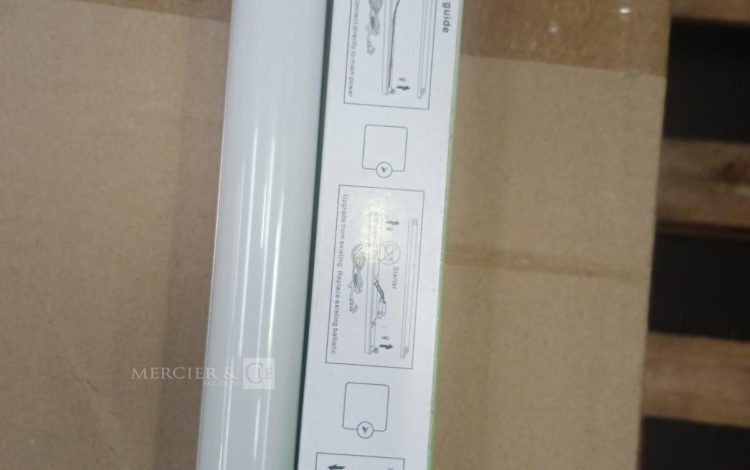 autre Lot de 90 tubes lumineux led , 22w , dimension 1,2m ,85-265V  , 4000K  695