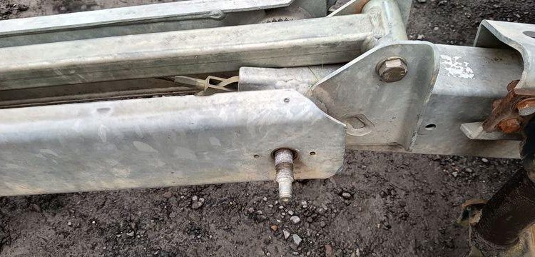 CNSE ABRI CHNATIER 9M2 ISOLE+WC  2098YY71