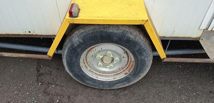 CNSE ABRI CHNATIER 9M2 ISOLE+WC  2098YY71