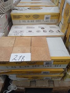 autre Lot d’environ 13,8m2 de carrelage 10cm x 10cm couleur ORO  714