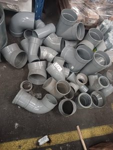 autre Lot d’environ 30 coudes , différentes tailles et modèles  719