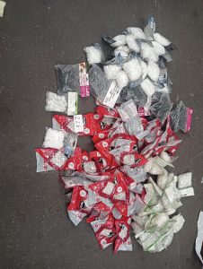 autre Lot comprenant croisillons pour carrelage dont , 19 sachets de 1mm , 19 sachets  722