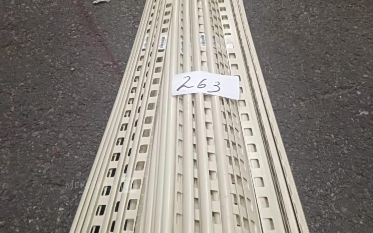 autre Lot de 100 Baguette PVC Profil Arrondi de 2,5ml  757