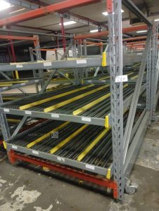 autre Lot de 2 paires de rayonnages dynamiques , chaque rayonnage à 170cm x220cm , hau  781