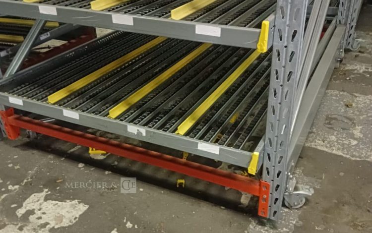 autre Lot de 2 paires de rayonnages dynamiques , chaque rayonnage à 170cm x220cm , hau  781