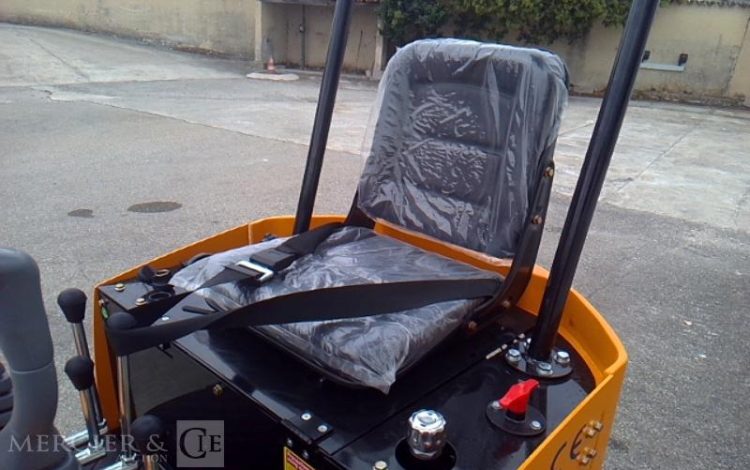 HIGHTOP MICROPELLE HT10 SUR CHENILLES DIESEL 1T – ANNEE 2025 – MATERIEL NEUF OR 48302