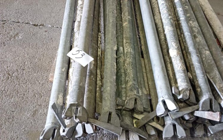 autre Lot de 30 lisses d’échafaudage de 2m , marque ALTRAD  552
