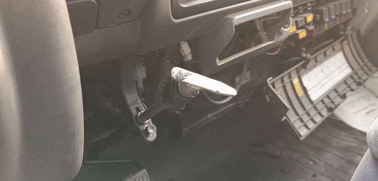 NISSAN   805ANM59