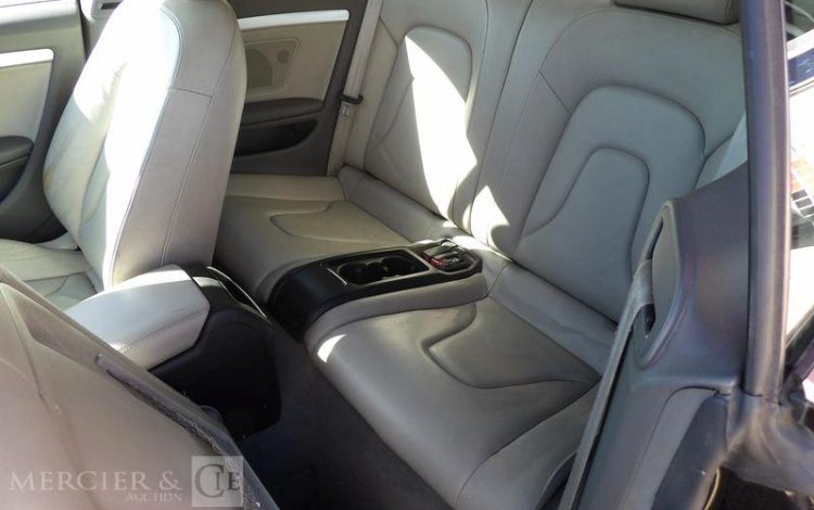 AUDI A5  AF-881-JQ