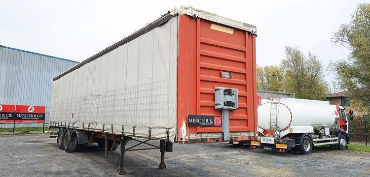 FRUEHAUF SREM PAROIS LATERALES SOUPLES COULISSANTES 13M 3 ESSIEUX SUSPENSIONS AIR  AR-261-NZ