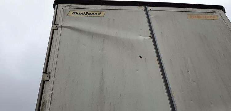 FRUEHAUF SREM PAROIS LATERALES SOUPLES COULISSANTES 13M 3 ESSIEUX SUSPENSIONS AIR  AR-261-NZ