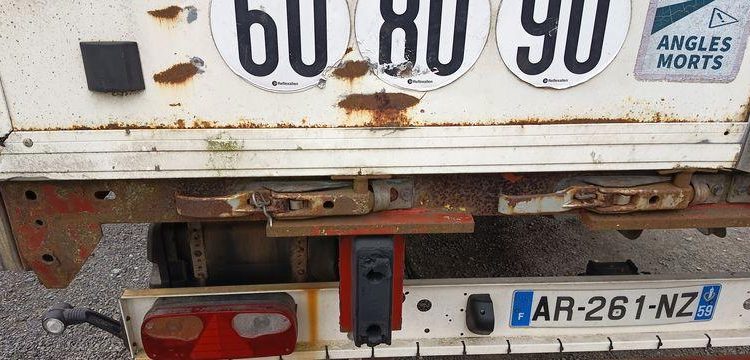 FRUEHAUF SREM PAROIS LATERALES SOUPLES COULISSANTES 13M 3 ESSIEUX SUSPENSIONS AIR  AR-261-NZ