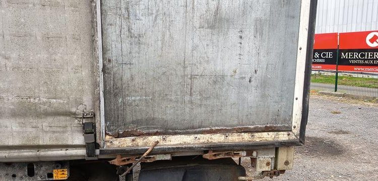 FRUEHAUF SREM PAROIS LATERALES SOUPLES COULISSANTES 13M 3 ESSIEUX SUSPENSIONS AIR  AR-261-NZ