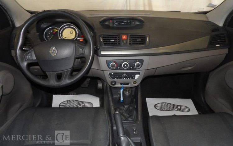 RENAULT MEGANE 1,5 DCI 85CH AUTHENTIQUE  AW-197-NS