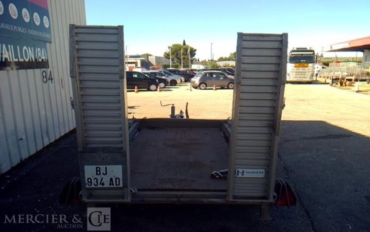 HUBIERE REMORQUE PORTE ENGIN 2T  BJ-934-AD