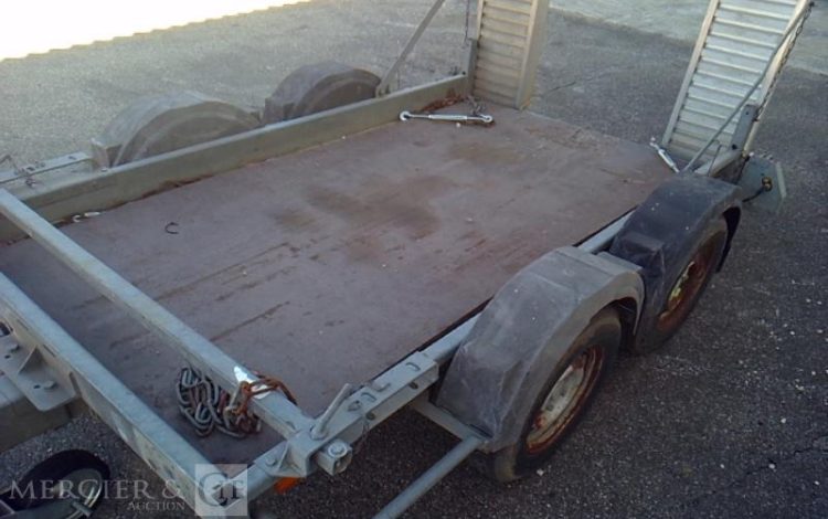 HUBIERE REMORQUE PORTE ENGIN 2T  BJ-934-AD