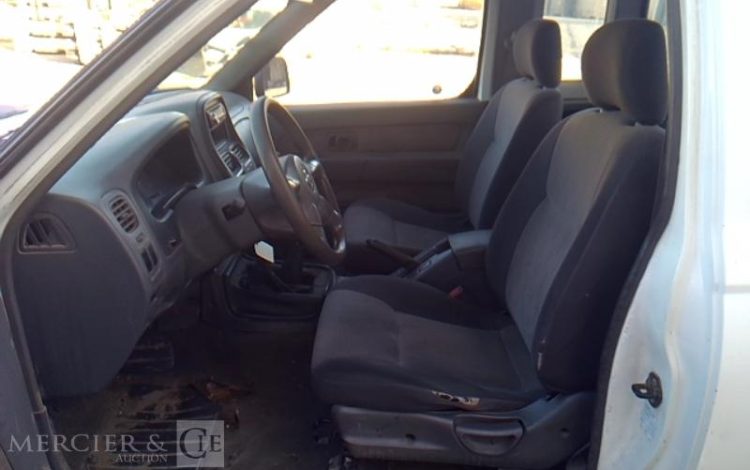 NISSAN NP300 PICK UP 3,5T  BP-660-YB