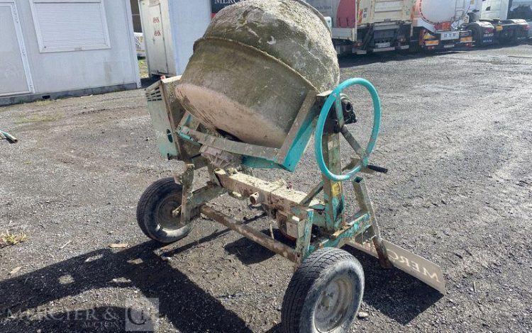 IMER BETONNIERE S350R ESSENCE TRACTABLE – CUVE 345 LITRES  BT010