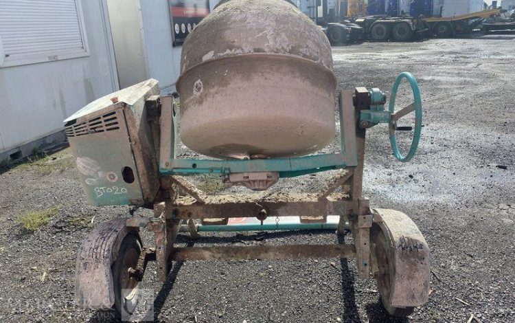 IMER BETONNIERE S350R ESSENCE TRACTABLE – CUVE 345 LITRES  BT020