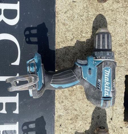 MAKITA LOT DE 3 VISSEUSES A PERCUSSIONS DDF482 SUR BATTERIE 18V  BT070