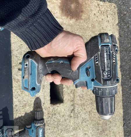 MAKITA LOT DE 3 VISSEUSES A PERCUSSIONS DDF482 SUR BATTERIE 18V  BT070