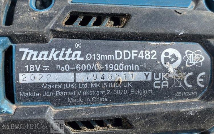 MAKITA LOT DE 3 VISSEUSES A PERCUSSIONS DDF482 SUR BATTERIE 18V  BT070