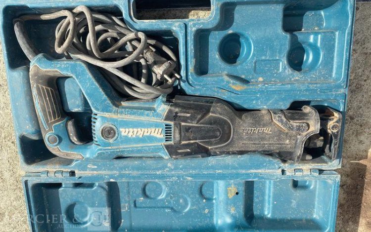 MAKITA SCIE SABRE JR3061T – 230V  BT080