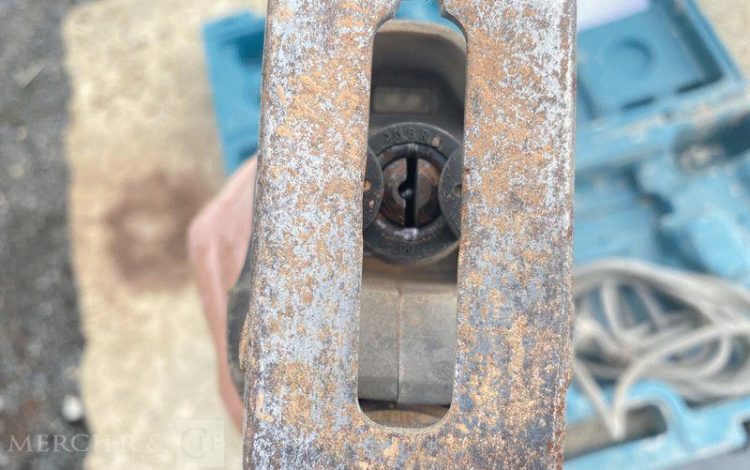 MAKITA SCIE SABRE JR3061T – 230V  BT080