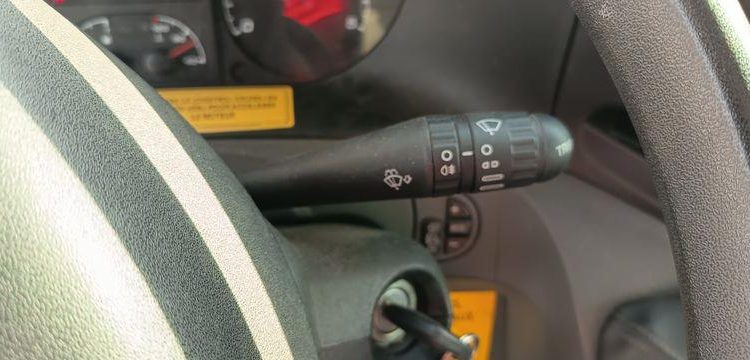 IVECO V35S11 AVEC NACELLE INF 15M  CB-682-TE