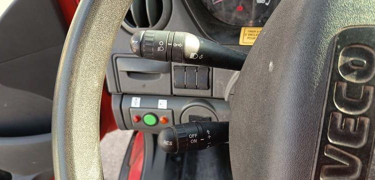 IVECO V35S11 AVEC NACELLE INF 15M  CB-682-TE