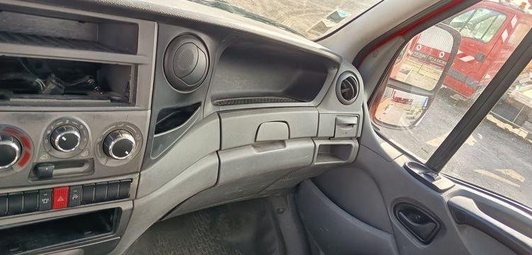 IVECO DAILY 35S11 AVEC NACELLE MULTITEL 160 ALU/DS – 16M – 2755 HEURES – 94713 KMS ROUGE CR-063-RT