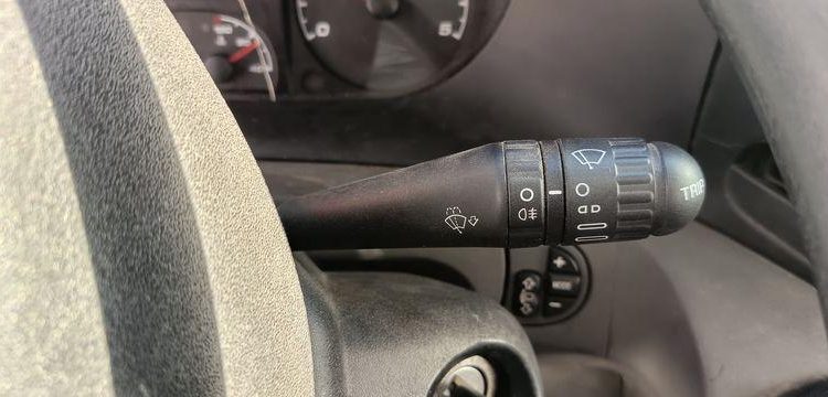 IVECO DAILY 35S11 AVEC NACELLE MULTITEL 160 ALU/DS – 16M – 2755 HEURES – 94713 KMS ROUGE CR-063-RT