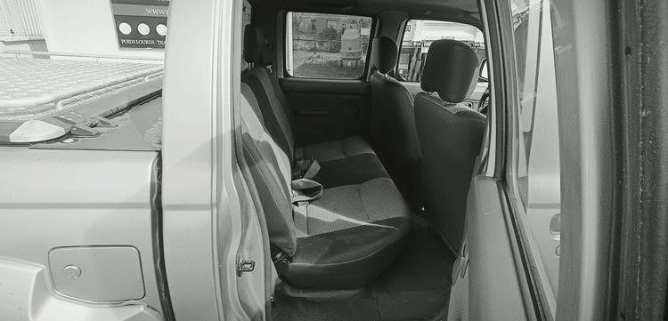 NISSAN KING CAB (D22) 2.5 TDi PICKUP DOUBLE CABINE 133CV – DIESEL – 110975 KMS GRIS CT-736-HD