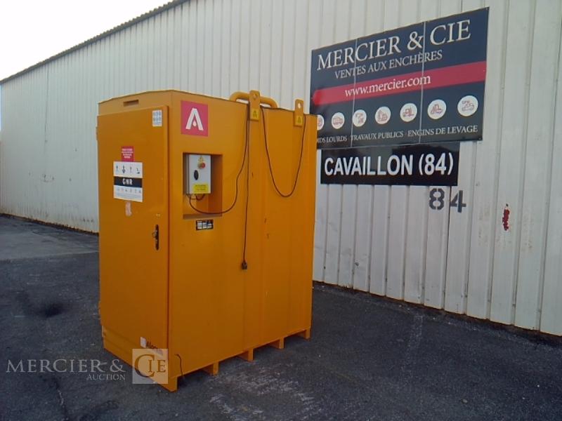 Cuve ALOREM OR ECE 14 AVEC POMPE DE DISTRIBUTION 1450L — occasion