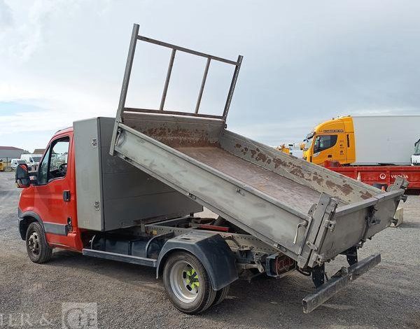 IVECO 35C13 BENNE SIMPLE CABINE COFFRE  CV-890-PM