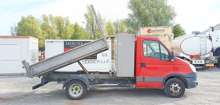 IVECO 35C13 BENNE SIMPLE CABINE COFFRE  CV-890-PM