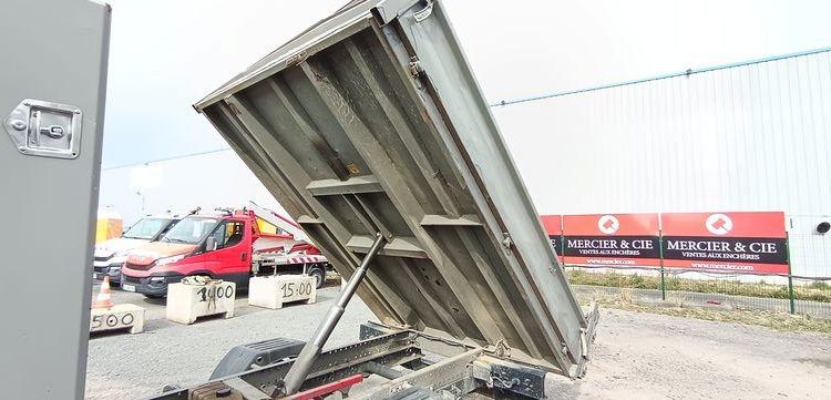 IVECO 35C13 BENNE SIMPLE CABINE COFFRE  CV-890-PM